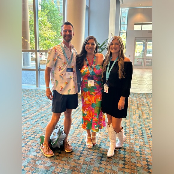 Kimberly is live! Come hang! Yeehaw Yeehaw! 🤠❤️ - Picture 4 of 16